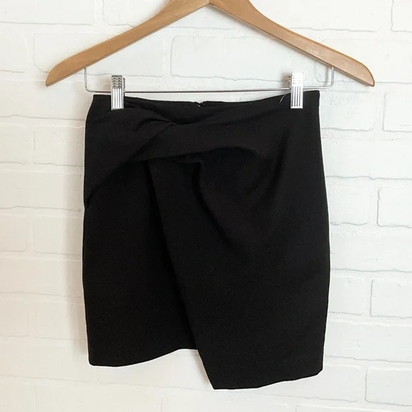 Aritzia Babaton Jethro Skirt Black Mini Asymmetric Size 00 Like new - Picture 13 of 16